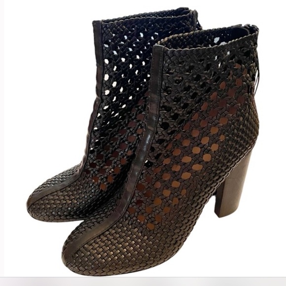Tory Burch Shoes - Tory Burch boots